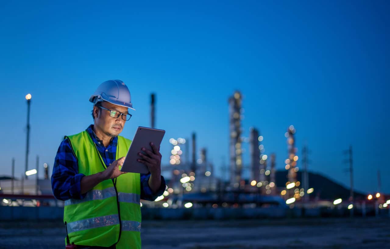 5 Ways Plant Managers Are Using Real-Time Data to Crush Downtime in 2025